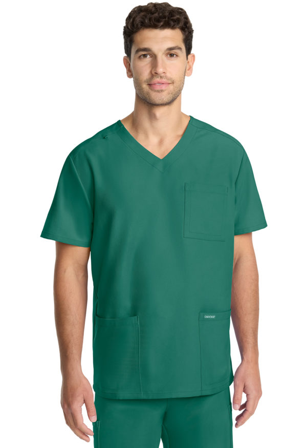 Men's 3-Pocket V-Neck Top - Image 15