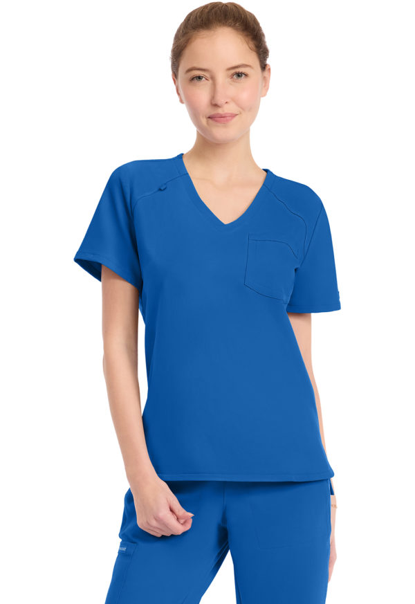 Tuck-in V-Neck Top - Image 14