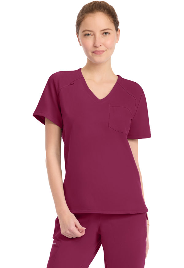 Tuck-in V-Neck Top - Image 17